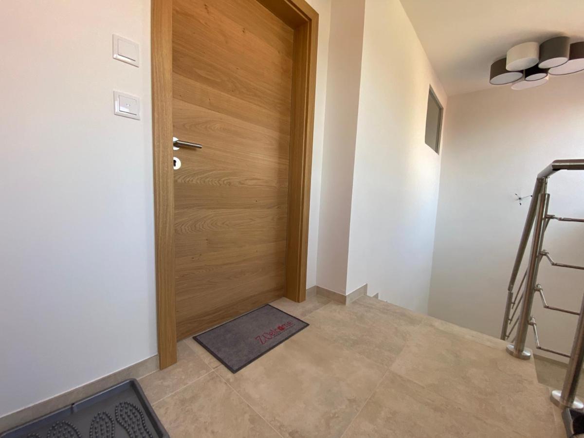 Apartments Freitag - H1 Winden am See Exterior photo