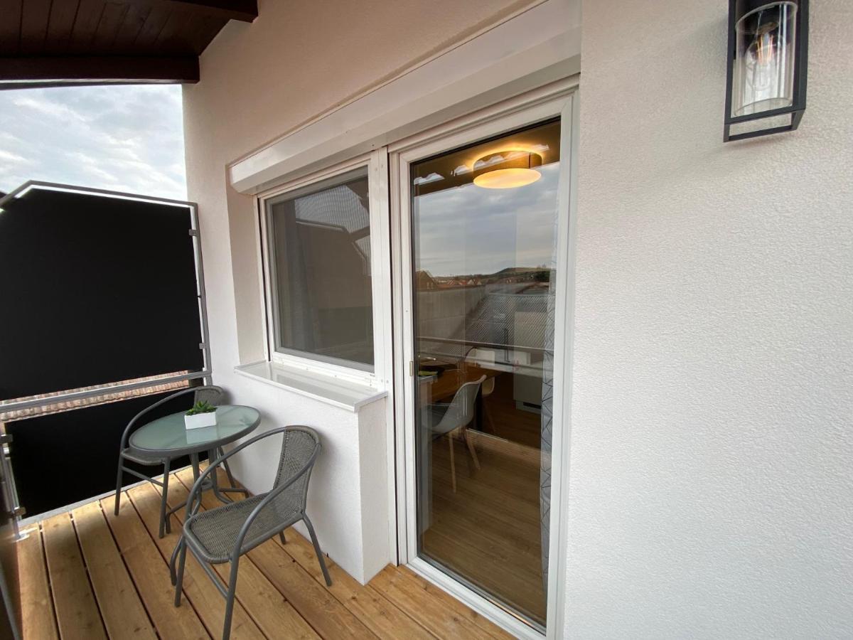 Apartments Freitag - H1 Winden am See Exterior photo